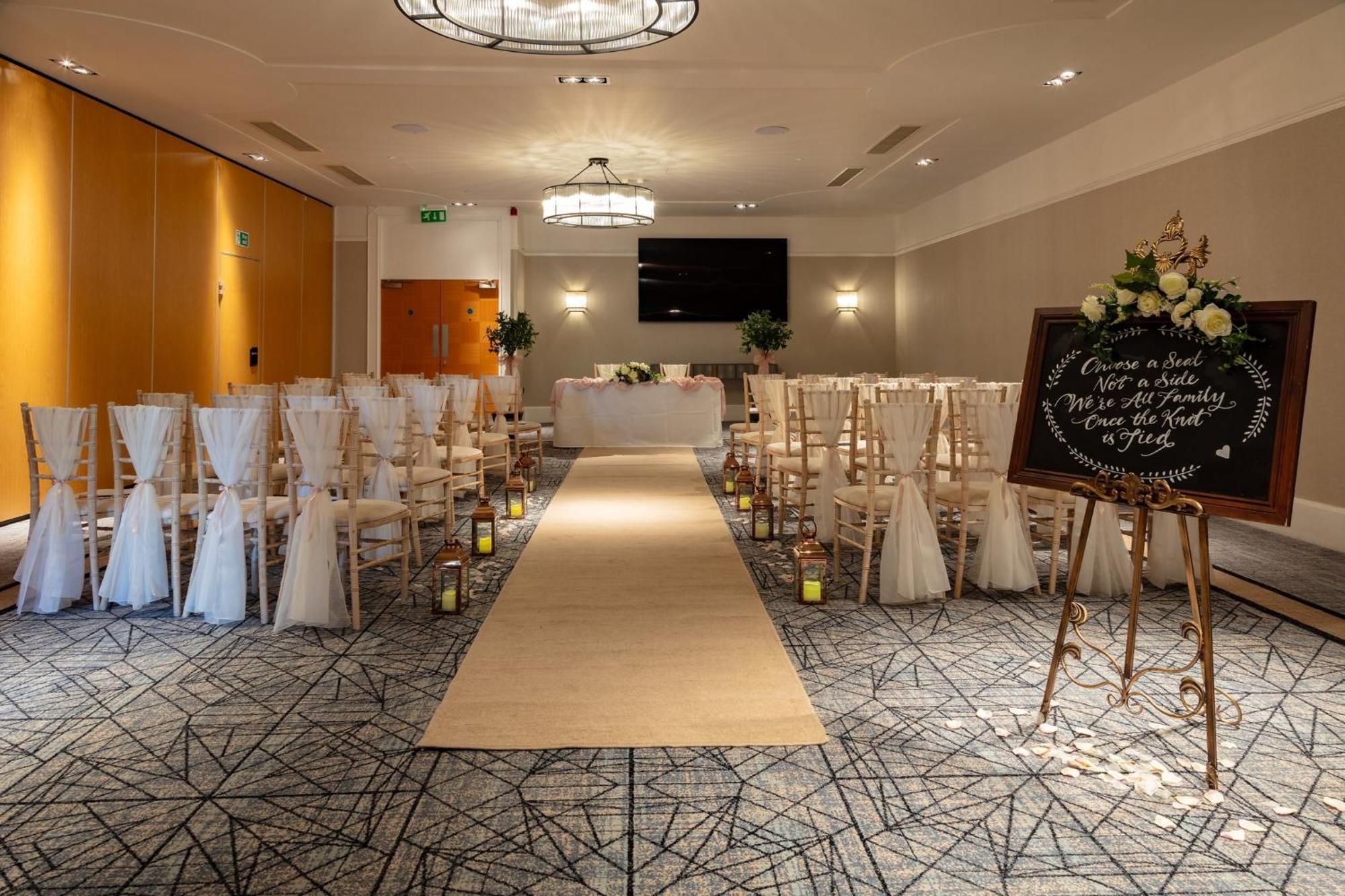 Holiday Inn Newcastle Gosforth Park By Ihg Seaton Burn Exteriör bild